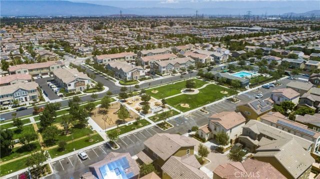 2818 E Berry Loop Privado 77, Ontario, CA 91761