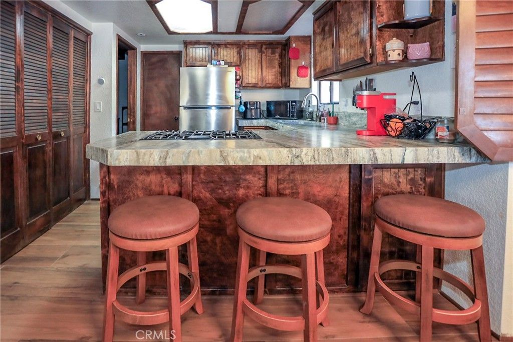 Image 10 of property listing at 875 D Lane, Big Bear City, CA 92314