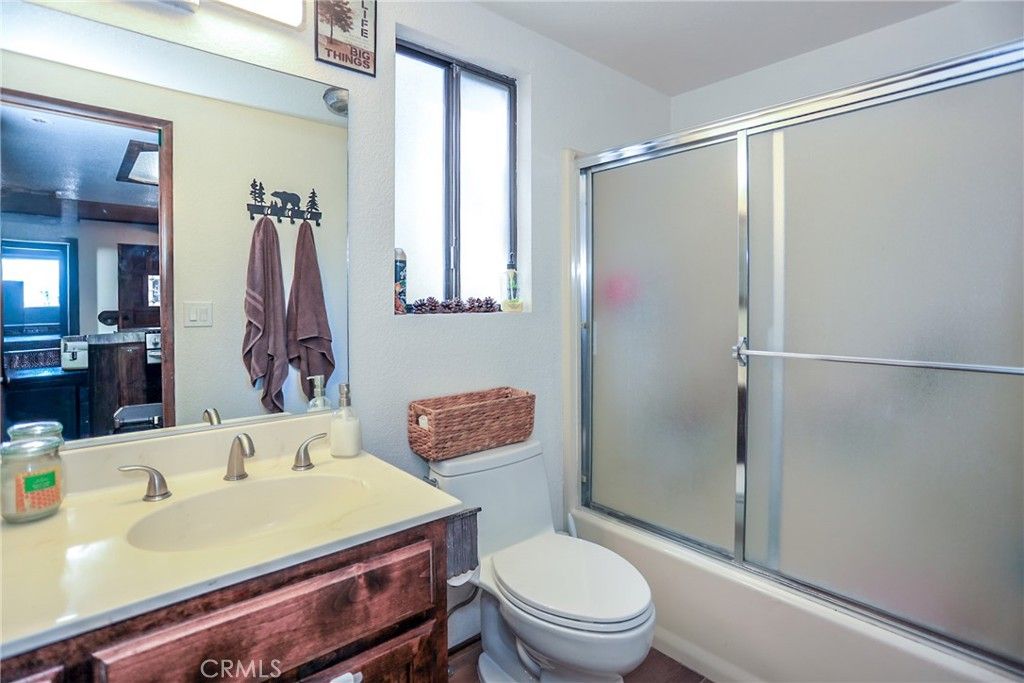 Image 14 of property listing at 875 D Lane, Big Bear City, CA 92314