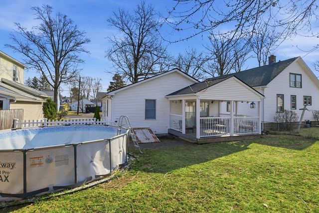 222 Edendale St, Springfield, MA 01104