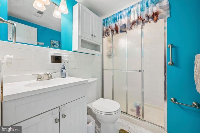 13036 RICHWOOD RD, Philadelphia, PA 19116