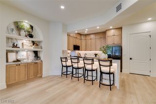 32 East Serene Avenue 207, Las Vegas, NV 89123