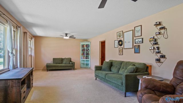519 SW Carolyn Street, Decatur, AL 35601