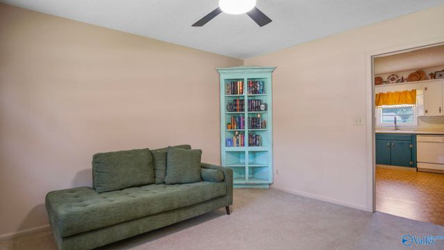 519 SW Carolyn Street, Decatur, AL 35601