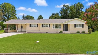 519 SW Carolyn Street, Decatur, AL 35601