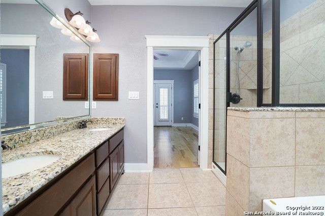 404 E COURTLAND PL, San Antonio, TX 78212