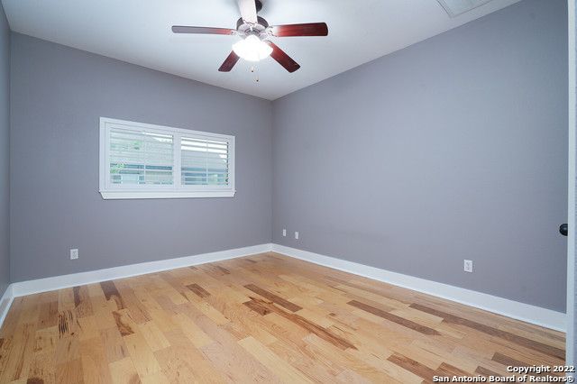 404 E COURTLAND PL, San Antonio, TX 78212