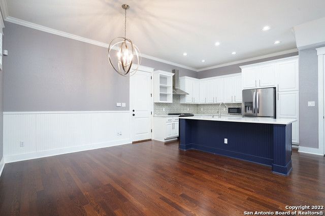 404 E COURTLAND PL, San Antonio, TX 78212