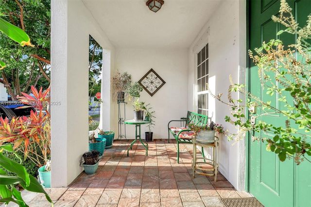 9213 SW 170th Ave, Miami, FL 33196