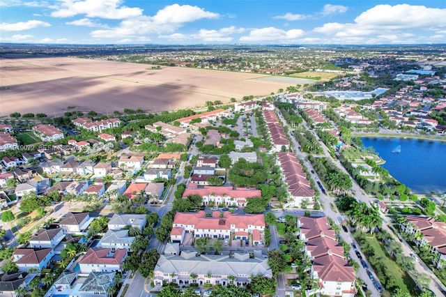 9213 SW 170th Ave, Miami, FL 33196