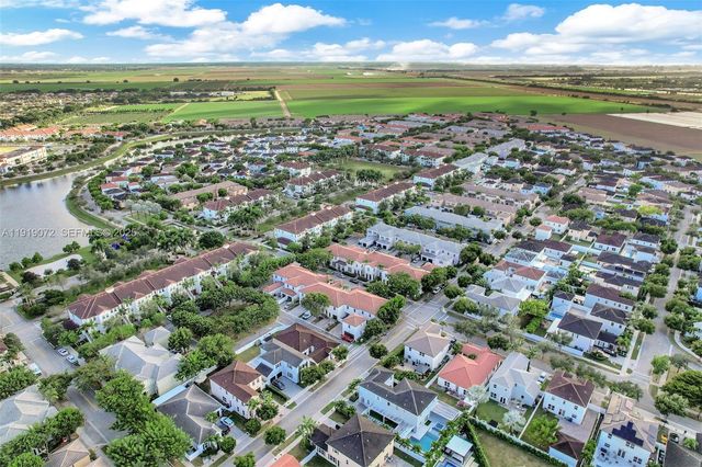 9213 SW 170th Ave, Miami, FL 33196