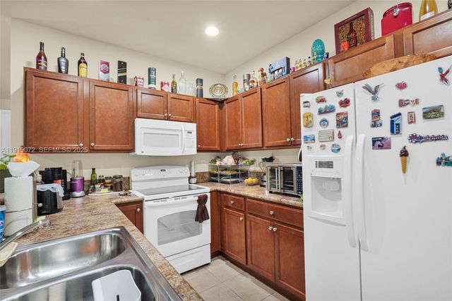 9213 SW 170th Ave, Miami, FL 33196