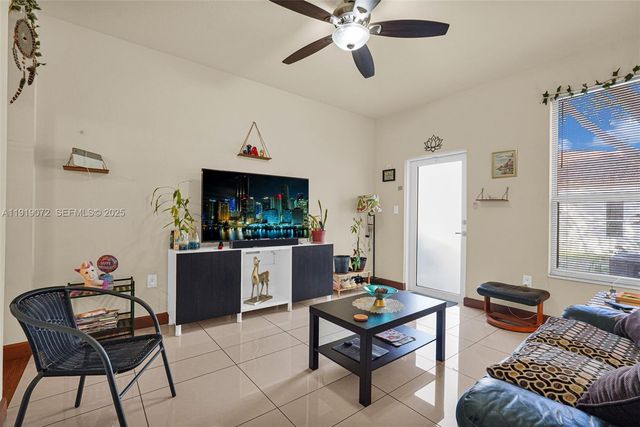 9213 SW 170th Ave, Miami, FL 33196