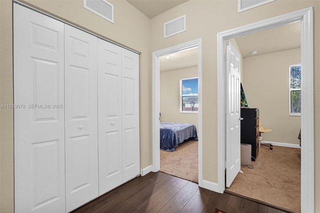 9213 SW 170th Ave, Miami, FL 33196