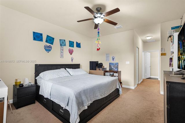 9213 SW 170th Ave, Miami, FL 33196