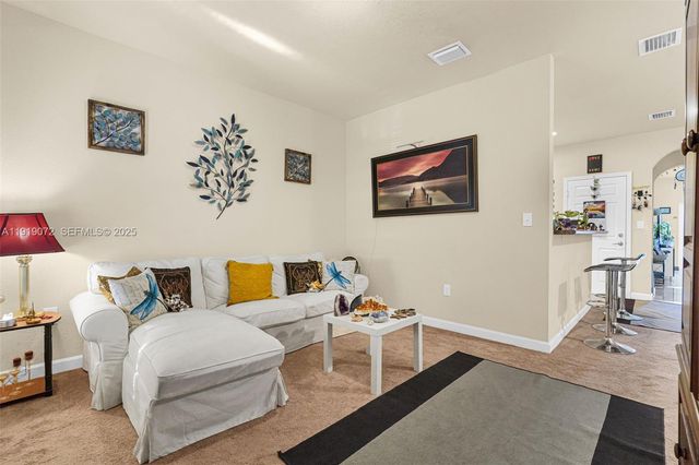 9213 SW 170th Ave, Miami, FL 33196