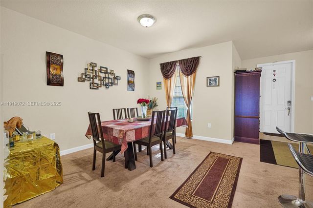 9213 SW 170th Ave, Miami, FL 33196