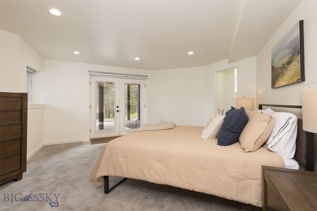 35 Northfork Road, Big Sky, MT 59716