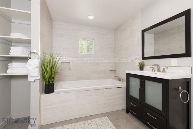 35 Northfork Road, Big Sky, MT 59716