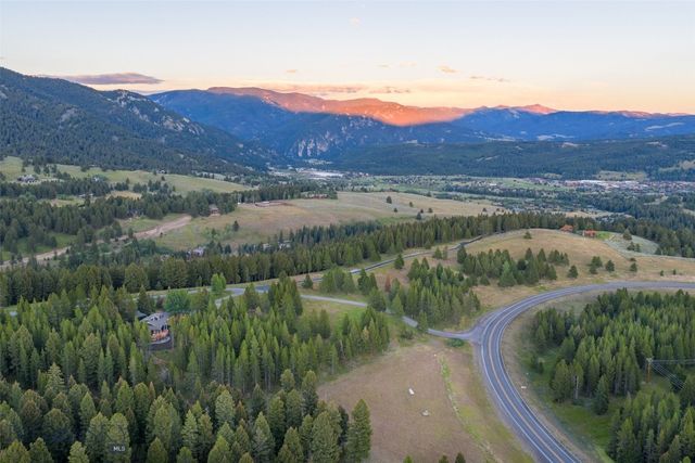 35 Northfork Road, Big Sky, MT 59716