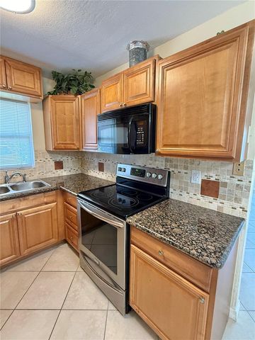 1036 HOPE STREET, Venice, FL 34285
