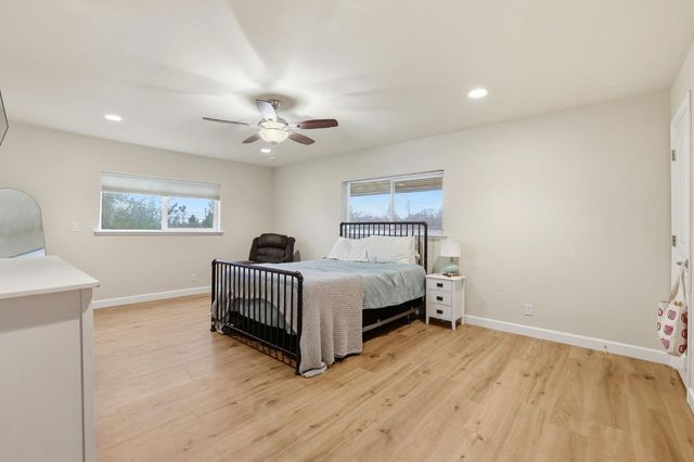 17843 Lake Forest Dr, Penn Valley, CA 95946
