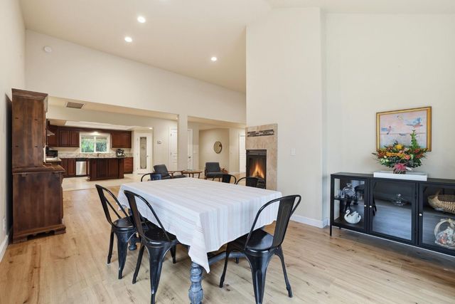 17843 Lake Forest Dr, Penn Valley, CA 95946