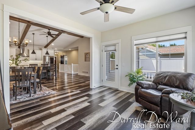 885 S Center Park Drive SW, Byron Center, MI 49315