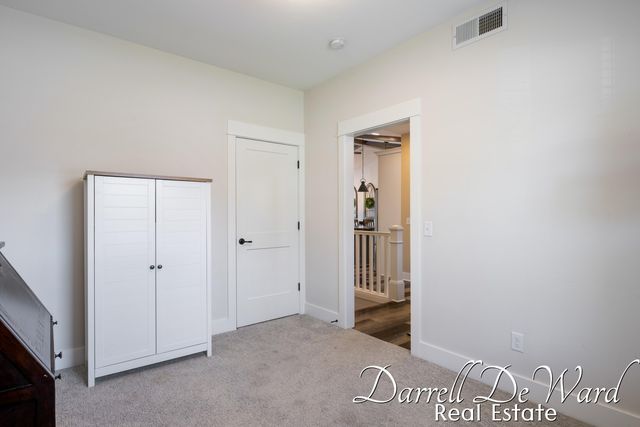 885 S Center Park Drive SW, Byron Center, MI 49315