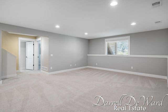 885 S Center Park Drive SW, Byron Center, MI 49315