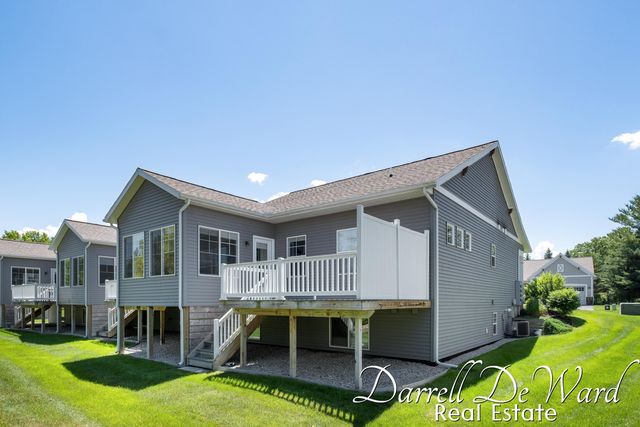 885 S Center Park Drive SW, Byron Center, MI 49315