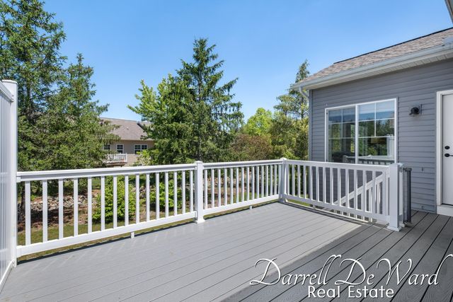 885 S Center Park Drive SW, Byron Center, MI 49315