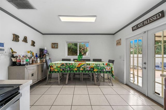 4306 Johnson St, Hollywood, FL 33021