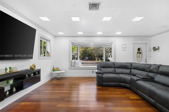 4306 Johnson St, Hollywood, FL 33021