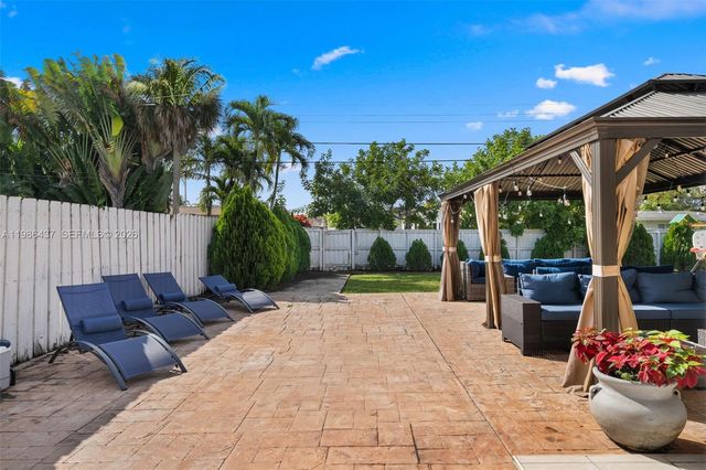 4306 Johnson St, Hollywood, FL 33021
