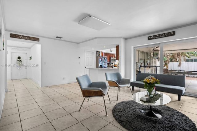 4306 Johnson St, Hollywood, FL 33021