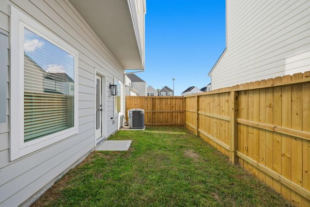 412 Stonework Landing Lane, Houston, TX 77076