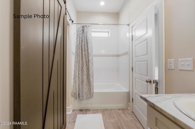 211 Canvasback Drive, Youngsville, LA 70592