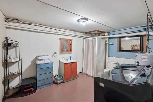 101 Vista Drive, Montezuma, IA 50171