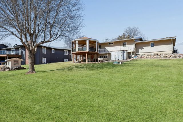 101 Vista Drive, Montezuma, IA 50171