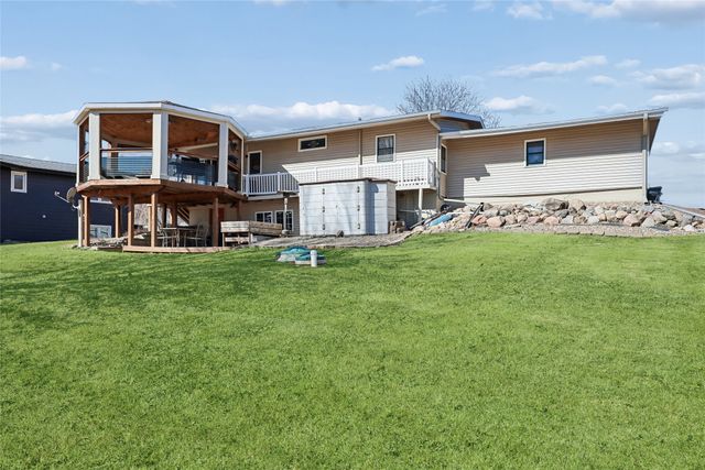 101 Vista Drive, Montezuma, IA 50171