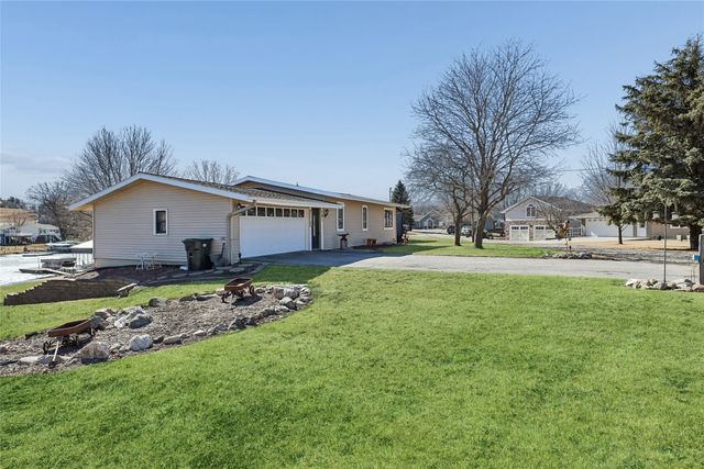 101 Vista Drive, Montezuma, IA 50171