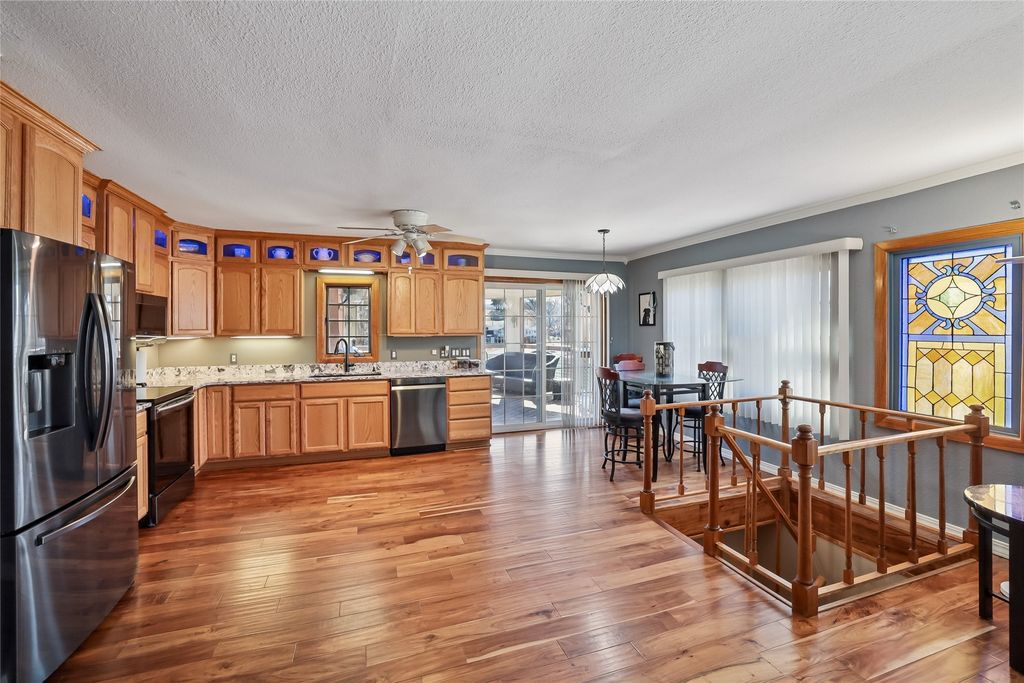 101 Vista Drive, Montezuma, IA 50171