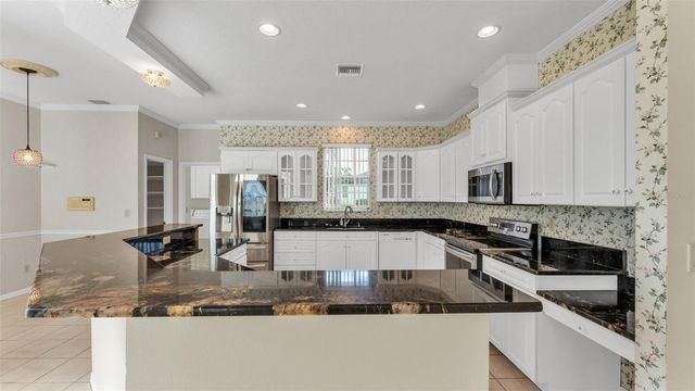 5480 SUMMERLAND HILLS DRIVE, Lakeland, FL 33812