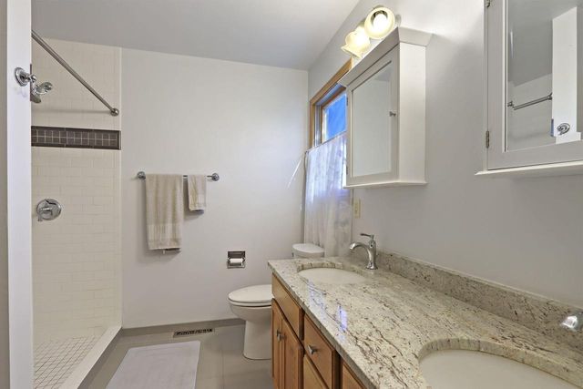 2739 Deer Creek DRIVE, Mount Pleasant, WI 53406