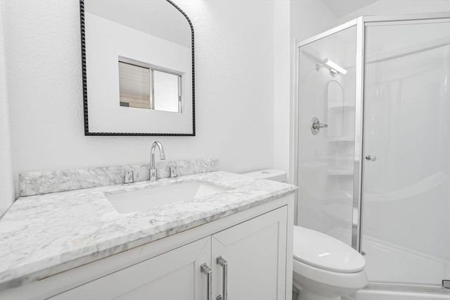 19664 Penn Valley Dr, Penn Valley, CA 95946