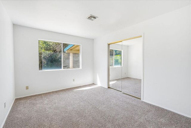 19664 Penn Valley Dr, Penn Valley, CA 95946
