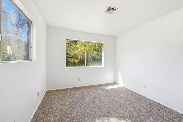 19664 Penn Valley Dr, Penn Valley, CA 95946
