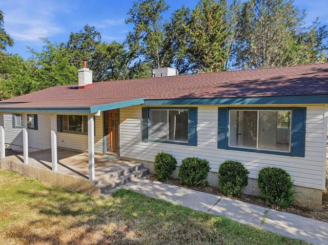 19664 Penn Valley Dr, Penn Valley, CA 95946