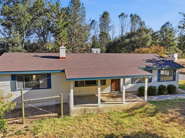 19664 Penn Valley Dr, Penn Valley, CA 95946